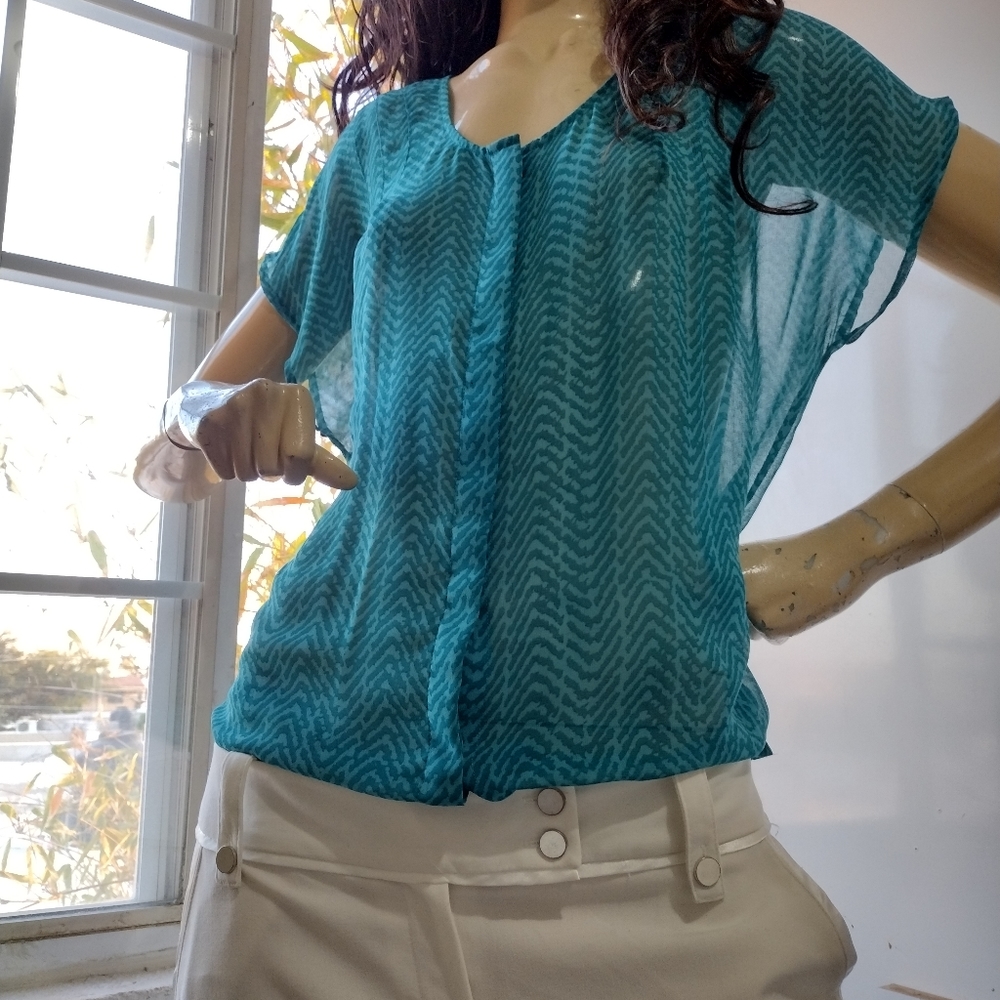 Croft and Barrow Turquoise Color Top